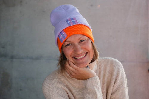 Beanie mit lila 'Moin' Patch