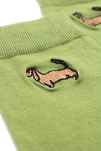 Dackel Socken Wilma gestickt - Grüne Socken mit Dackel-Motiv