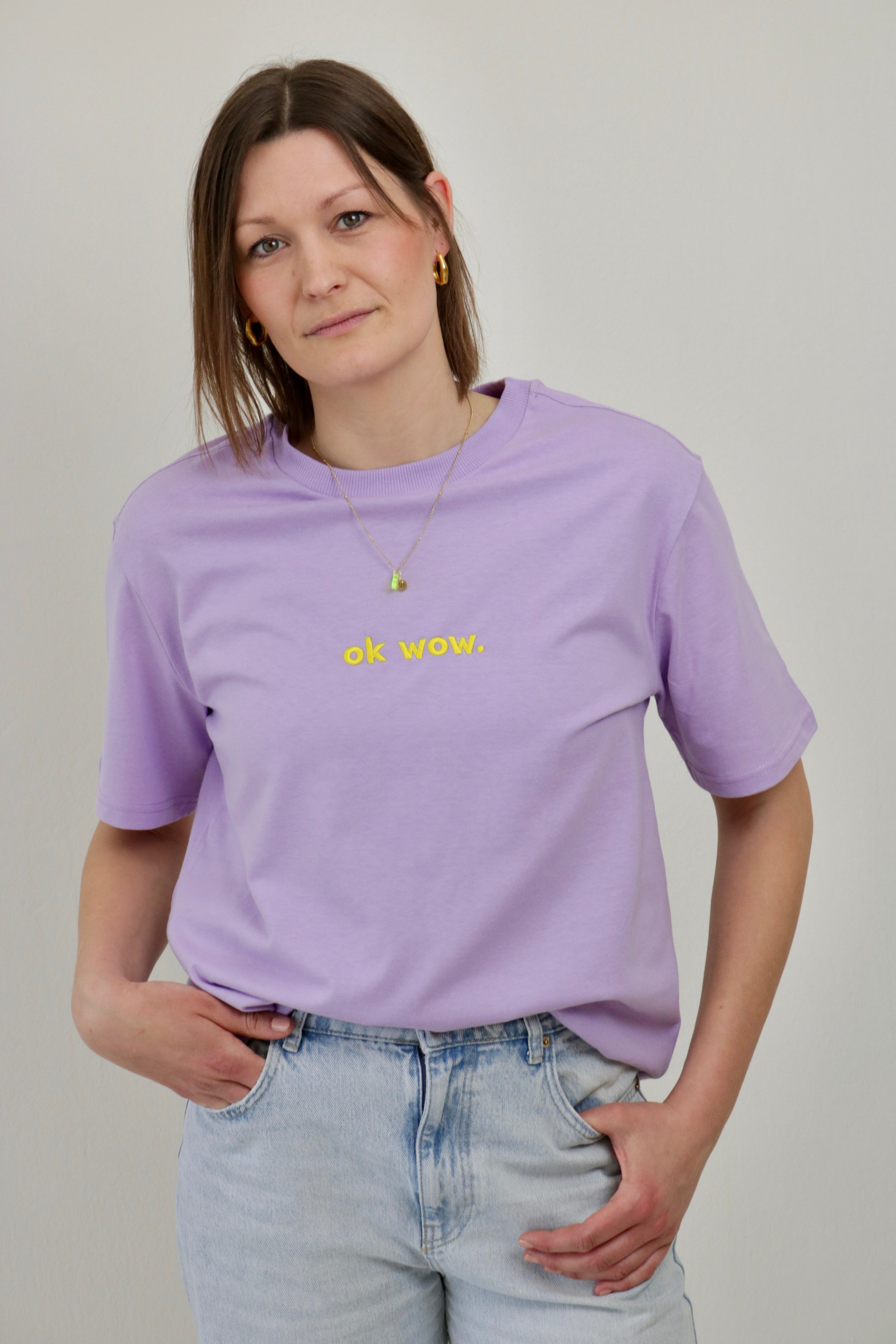 ok wow. T-Shirt Flieder